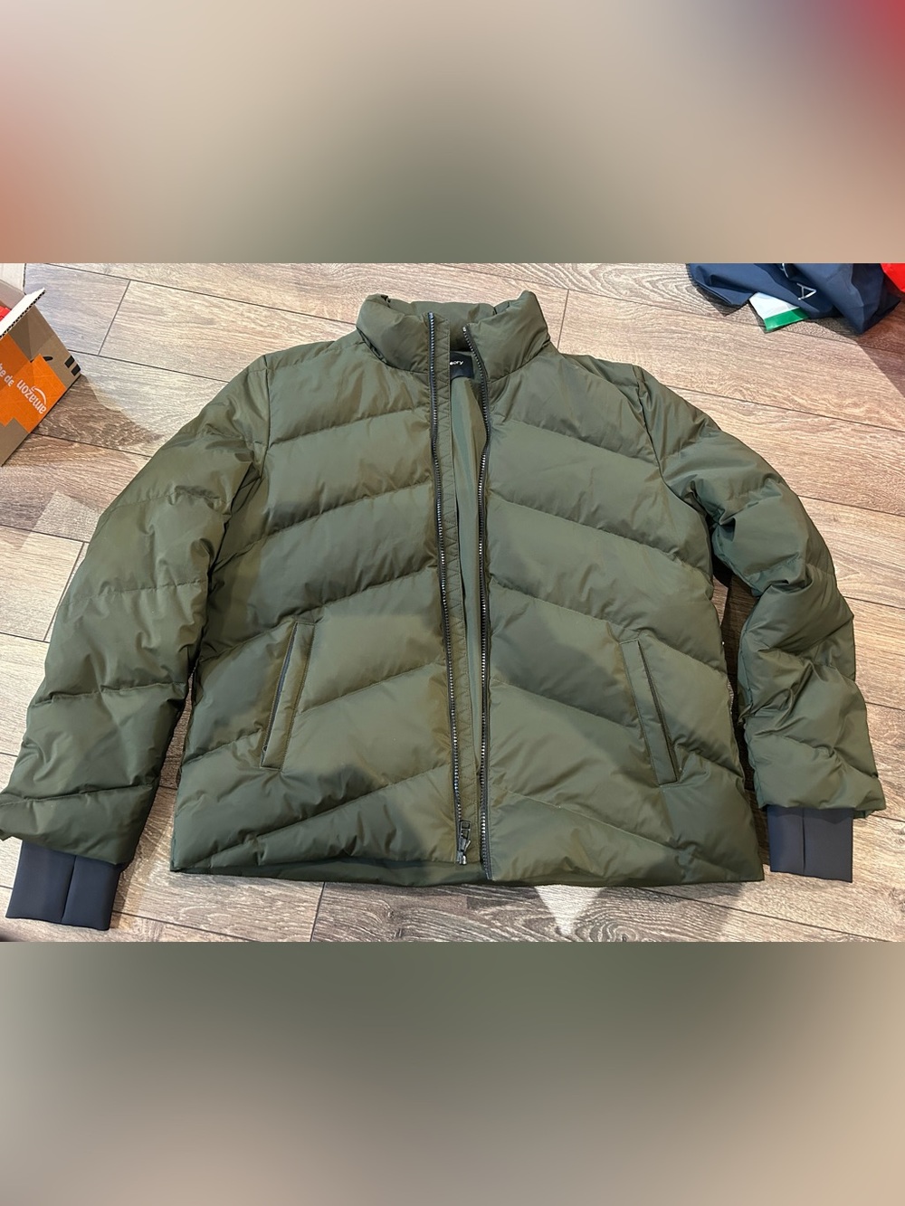 Theory Men's Olive Green Quilted Puffer Jacket